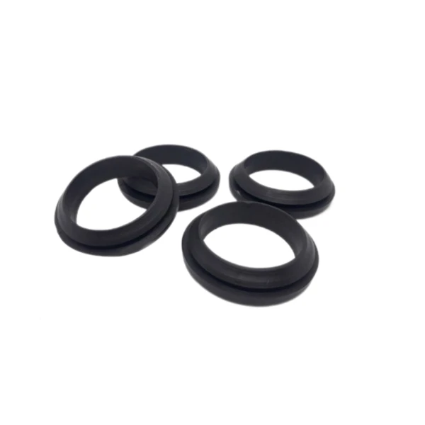 Bujes de la base de farol GN 125's foto | Taller ARC |  BizneCubano